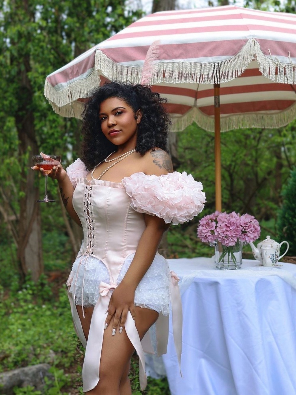 Selkie Pink Ruffle Puff-Sleeve Corset - Picture 3 of 10
